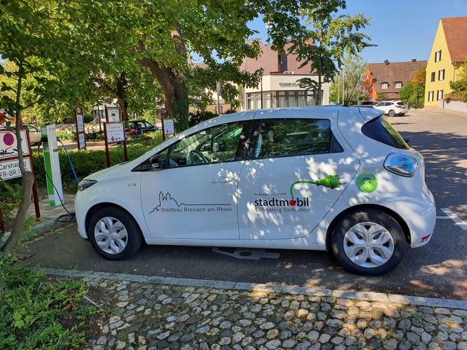 Renault Zoe am Rathausparkplatz